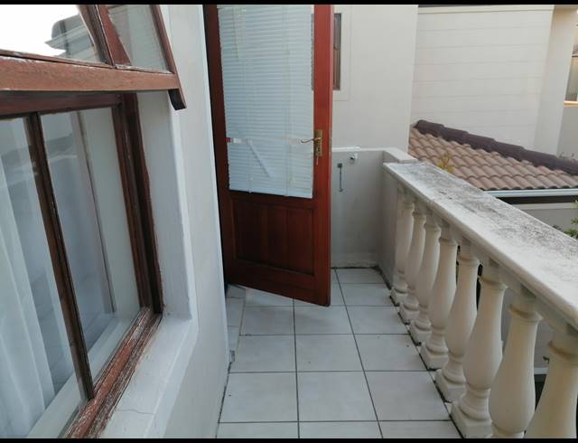2 BEDROOM DUPLEX TO LET IN PARKLANDS NORTH